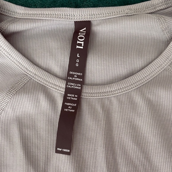 NEW VUORI LONG SLEEVE POSE CREW WOMENS TOP - Picture 3 of 5